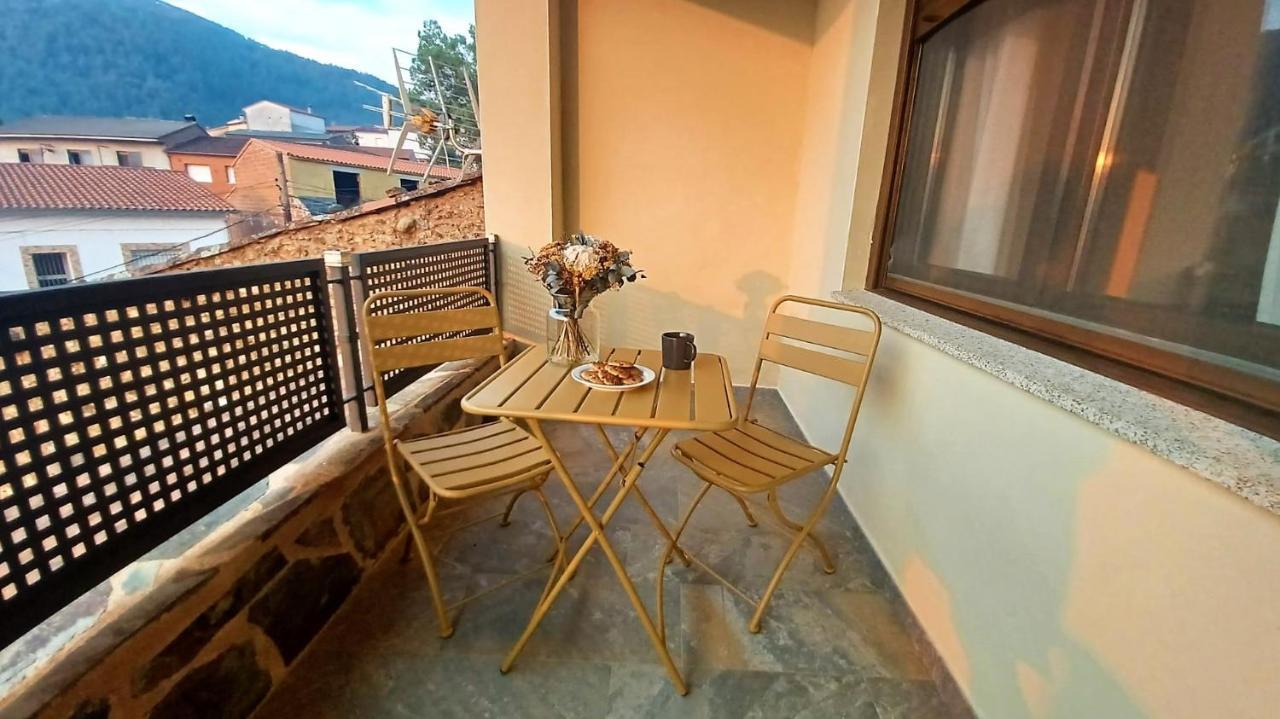 Apartamento Las Campanitas Nunomoral Exterior foto